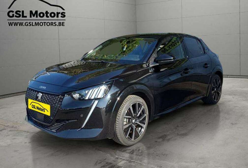 Peugeot GT 50KWh 136cv noir 05/23 31.583km Airco GPS