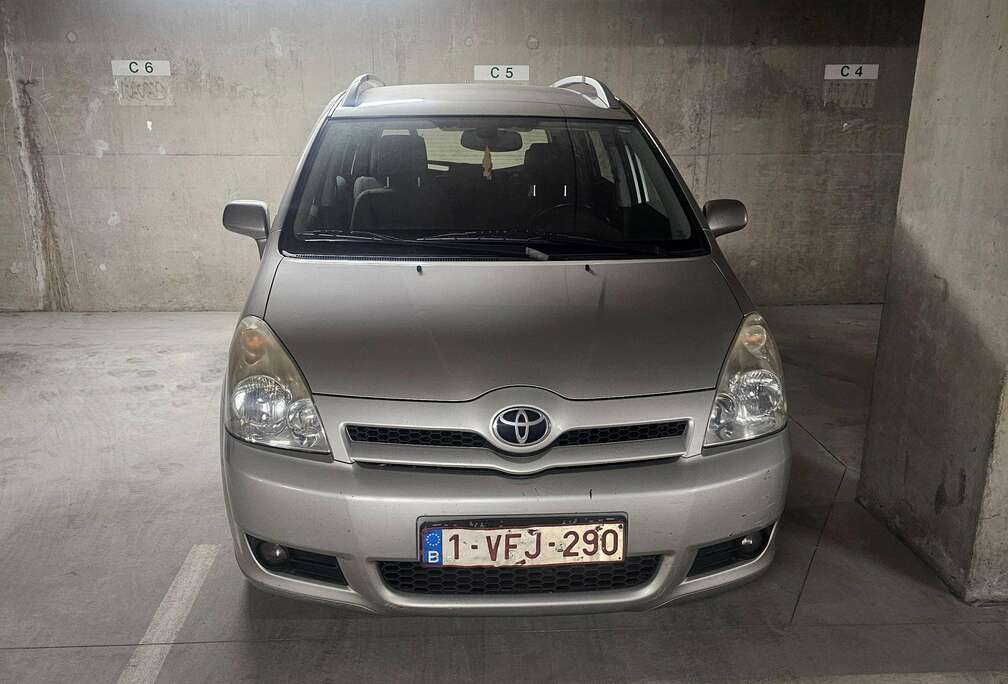 Toyota Corolla Verso 1.8i VVT-i 16v Linea Luna 7pl.