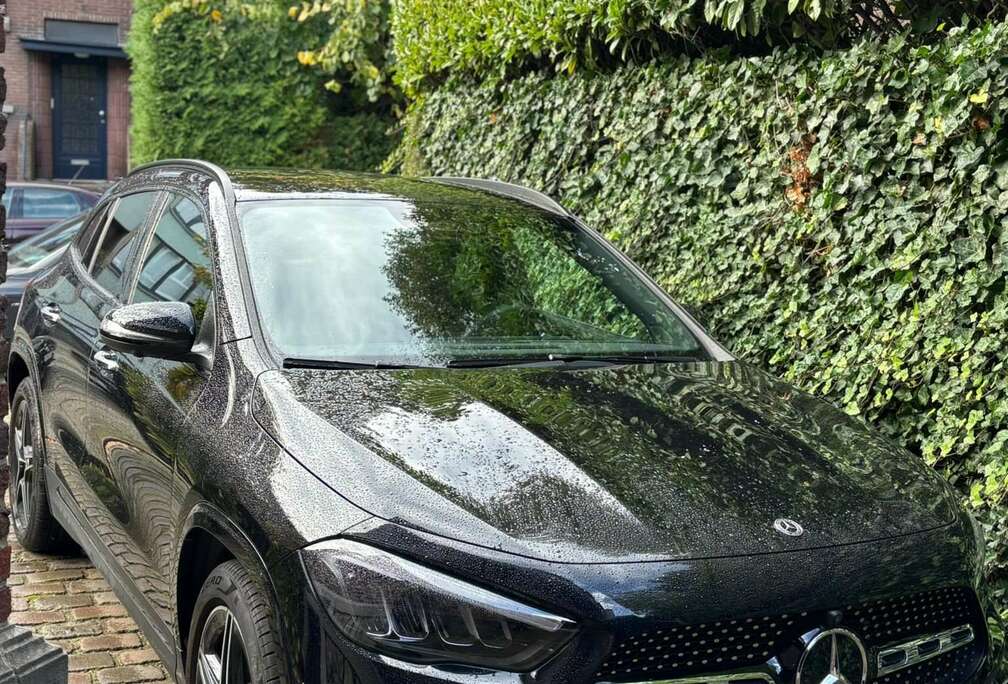 Mercedes-Benz GLA 200 7G-DCT Edition AMG Line