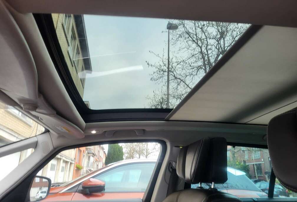 Renault Energy dCi 160 EDC Initiale Paris