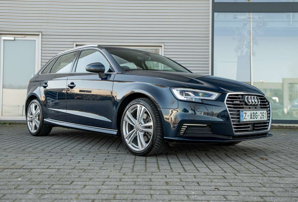 Audi hybride 204pk autom. - ACC - gecoat - 1j garantie