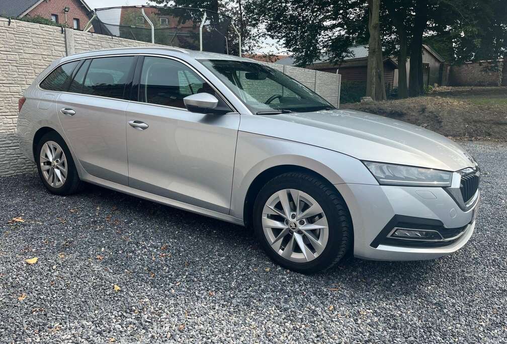 Skoda Octavia 1.0TSI Ambition - Etat Neuf