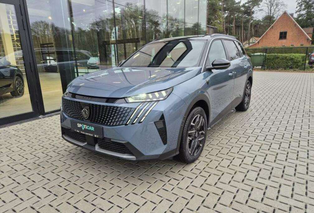 Peugeot MASSAGE/ALCANTARA/AGR/360 CAMERA PACK/TREKHAAK GT