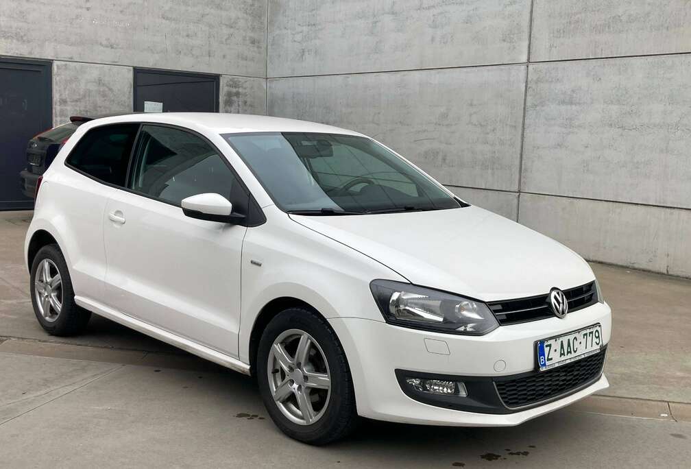 Volkswagen Polo 1.2 benzine 2013 met 107000km*1STE EIGENAAR*airco*garantie*NIEUWE KOPPELING*PARKEERSENSOR*