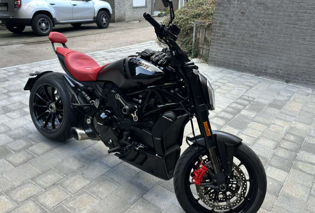 Xdiavel  Nera n• 471/500 (vat Deductible)