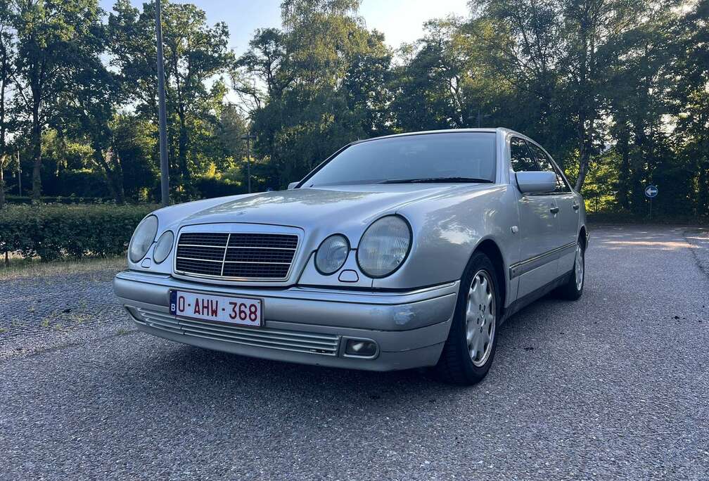 Mercedes-Benz Elegance