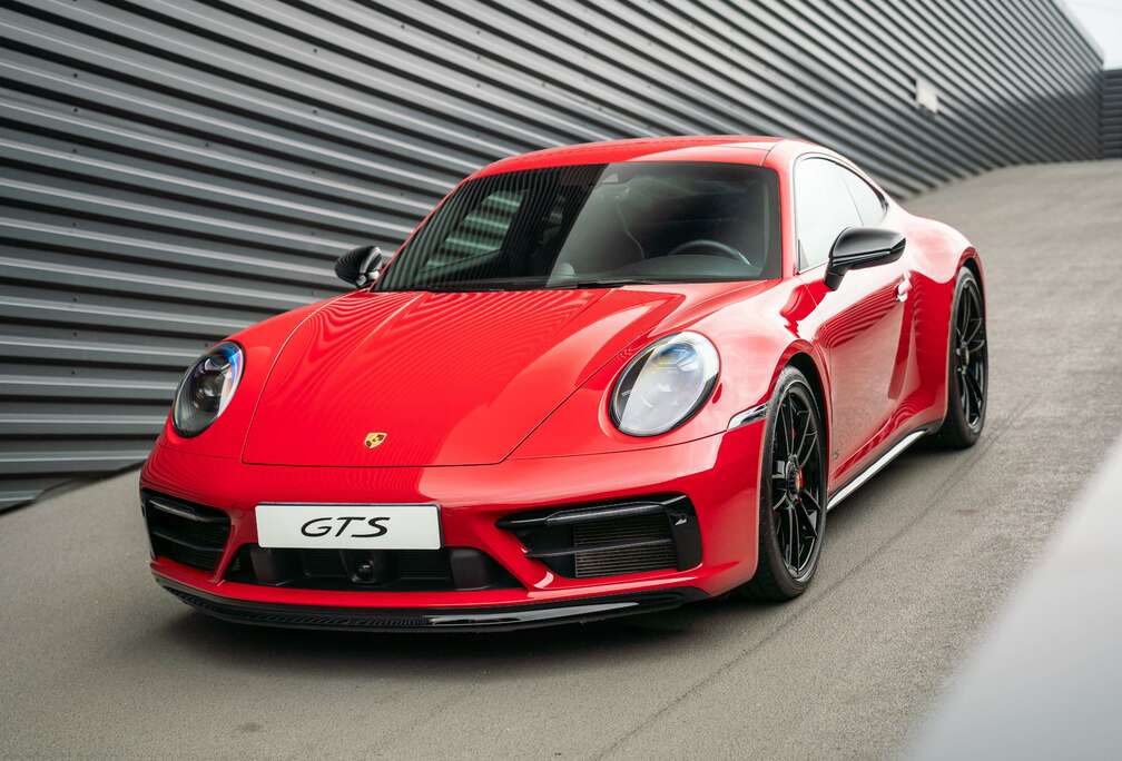 Porsche 911 Carrera 4 GTS PDK