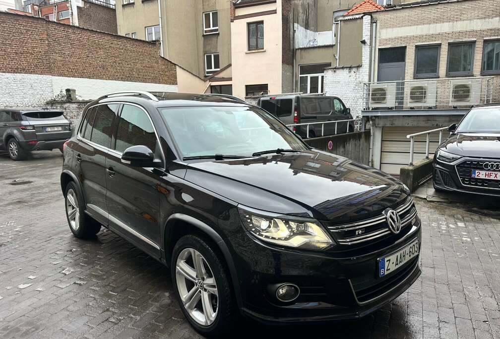 Volkswagen Tiguan 2.0 TDI Série R-Line 4Motion DSG7