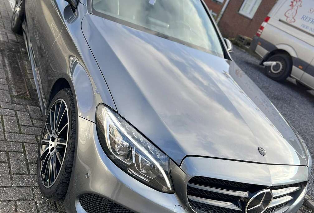 Mercedes-Benz Mercedes-Benz C220d Pack AMG