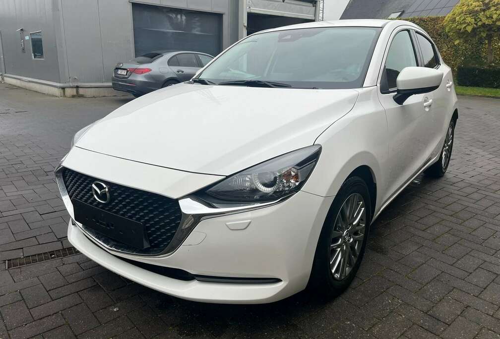 Mazda 1.5i Skyactiv-G MHEV Skydrive