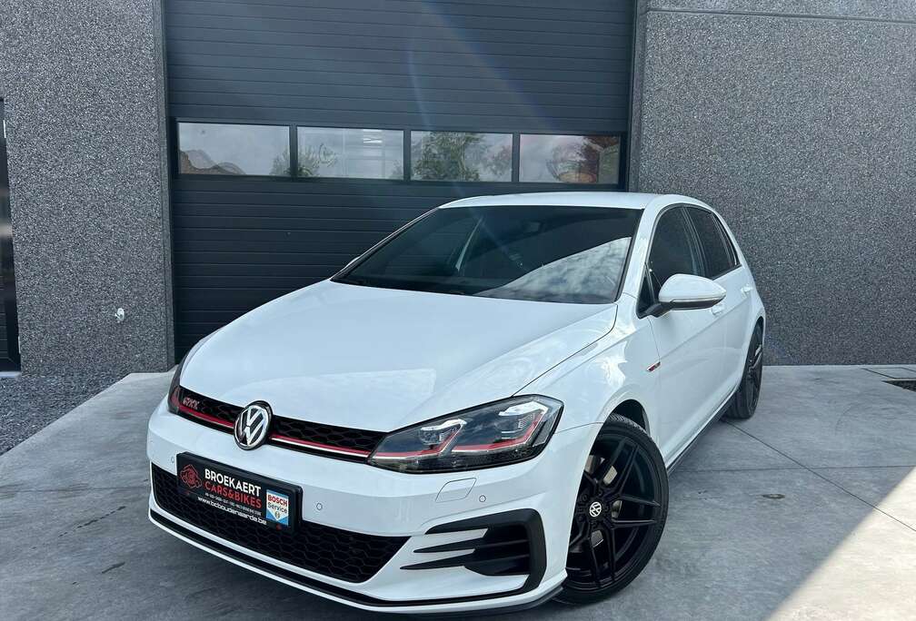 Volkswagen Golf GTI 2.0 TSI OPF DSG Performance