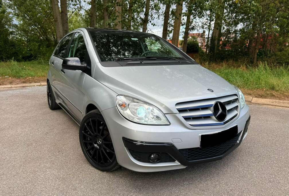 Mercedes-Benz BlueEFFICIENCY ( BENZINE - LPG )