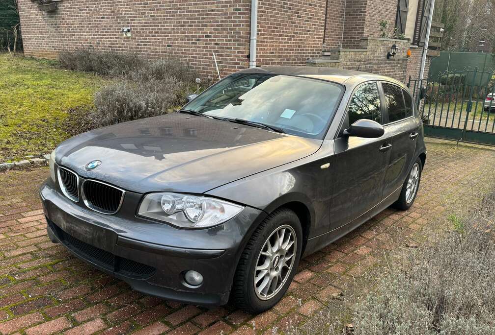 BMW 118iA