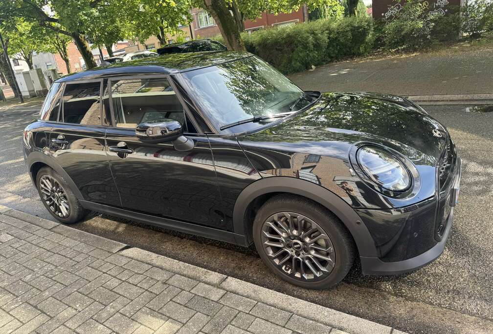 MINI