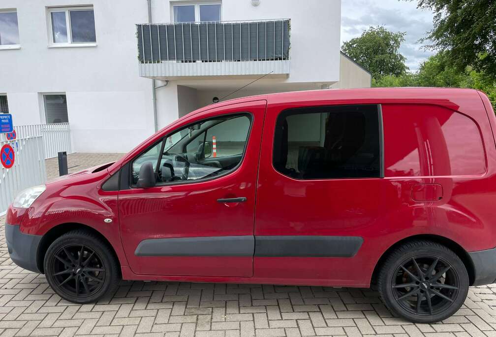 Peugeot Peugeot Partner Utilitaire 3 Places  BOTE AUTO  1.6 e-HDi 212.000 km