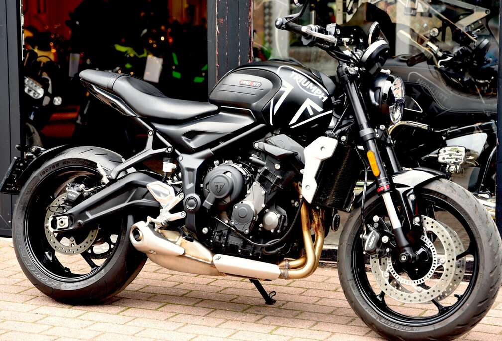 Triumph ***MOTO VERTE***