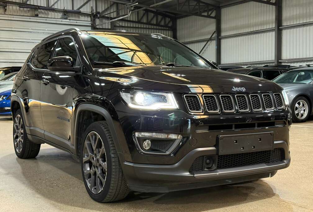 Jeep Compass 1.3 T-GDI 4xe PLUG-IN HYBRID Automatik S