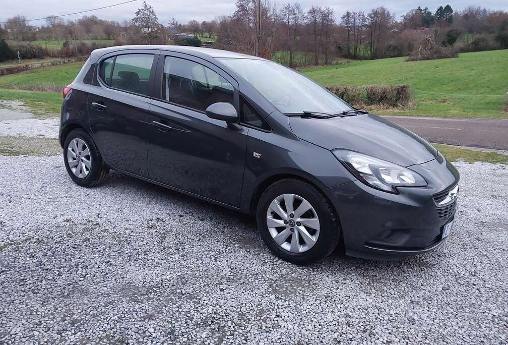 Opel Corsa 1.2i Essentia//État neuf//15000km