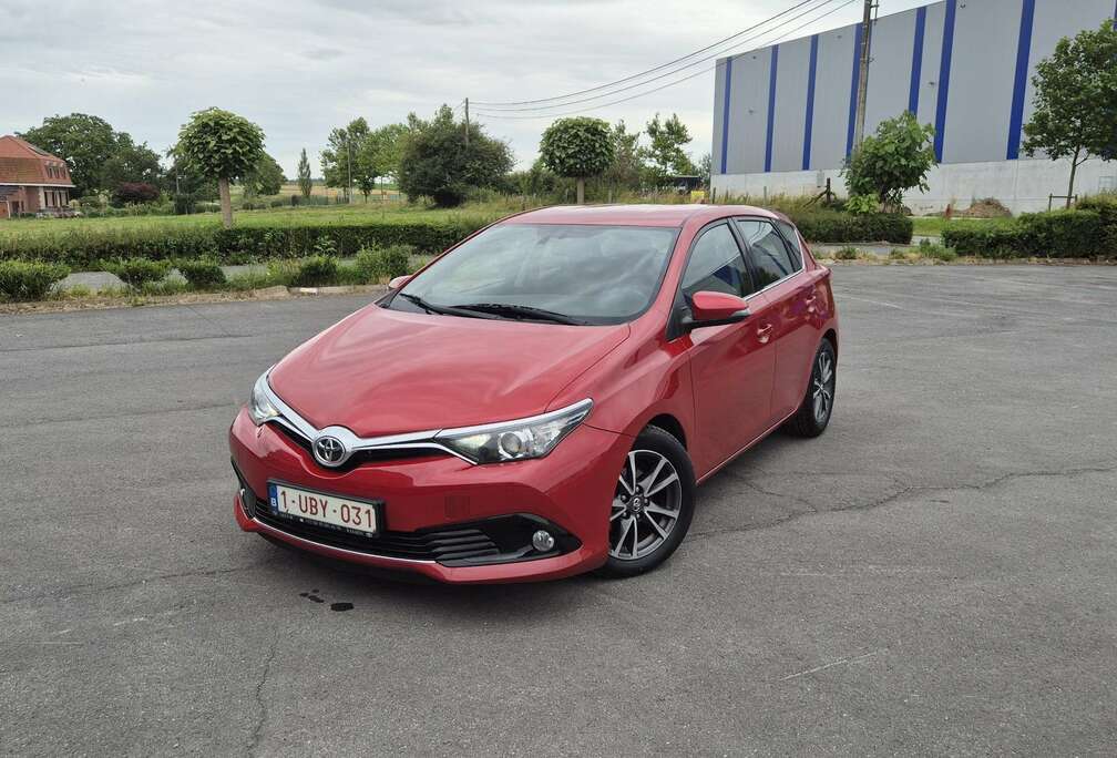 Toyota 1.6ECO Active.  Euro6