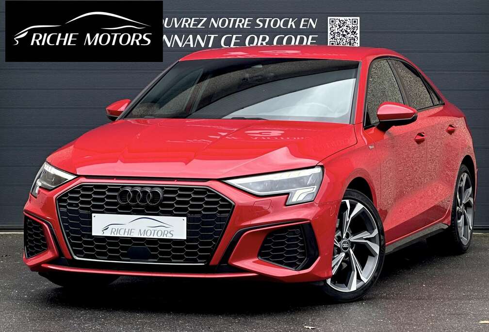 Audi 30 TFSI Sedan / S tronic / S Line / ACC / Cockpit