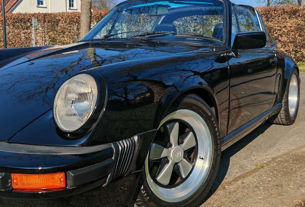 Porsche 911 SC 3.0 Targa Volledig gerestaureerd