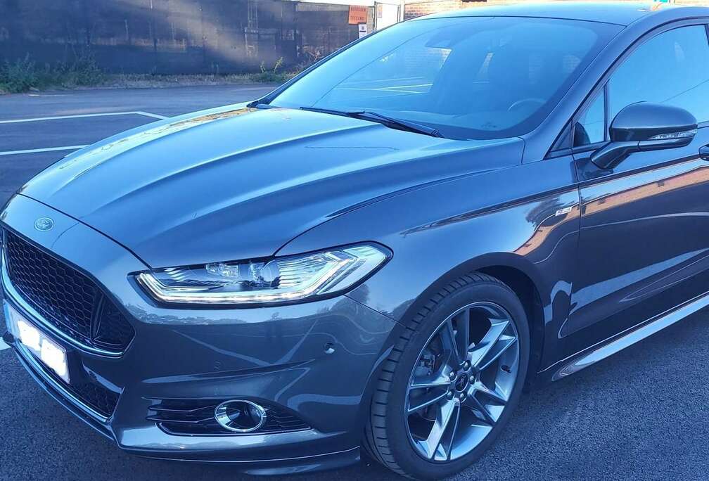 Ford Mondeo 2.0 EcoBoost Start-Stopp Autom. ST-Line