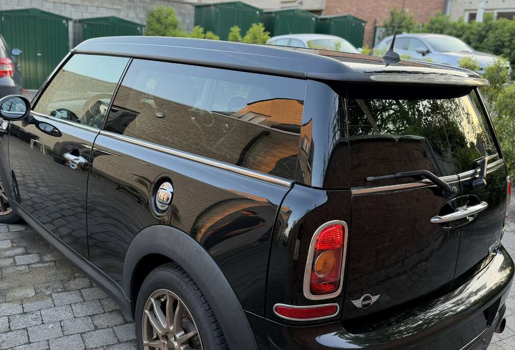 MINI Mini Clubman S Automaat Gekeurd