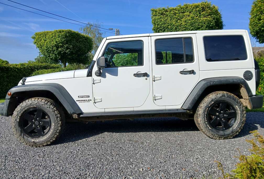 Jeep Wrangler 2.8 CRD Sport DPF