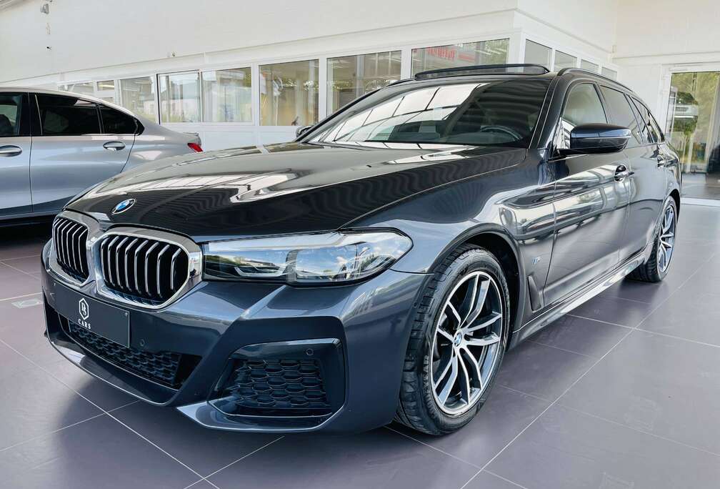 BMW dA ** GARANTIE + PACK M + TOIT PANO + LED + GPS ***