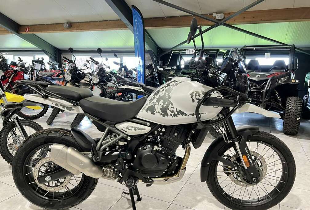 450  Kamet  White