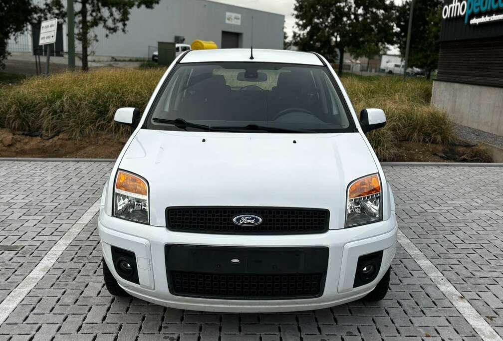 Ford 1.4 TDCi Xtrend