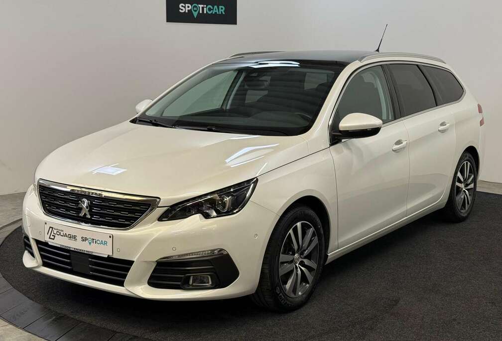 Peugeot SW 1.2 Allure EAT8 AUTOMAAT - TREKHAAK - PANO DAK