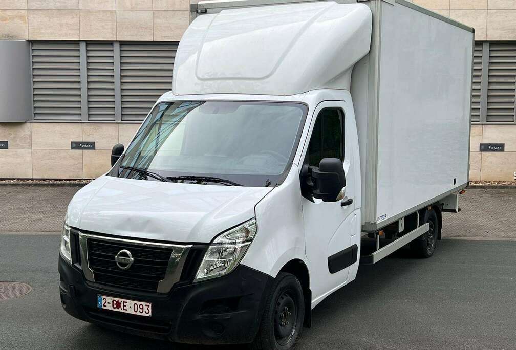 Nissan 2022 165000km AIRCO