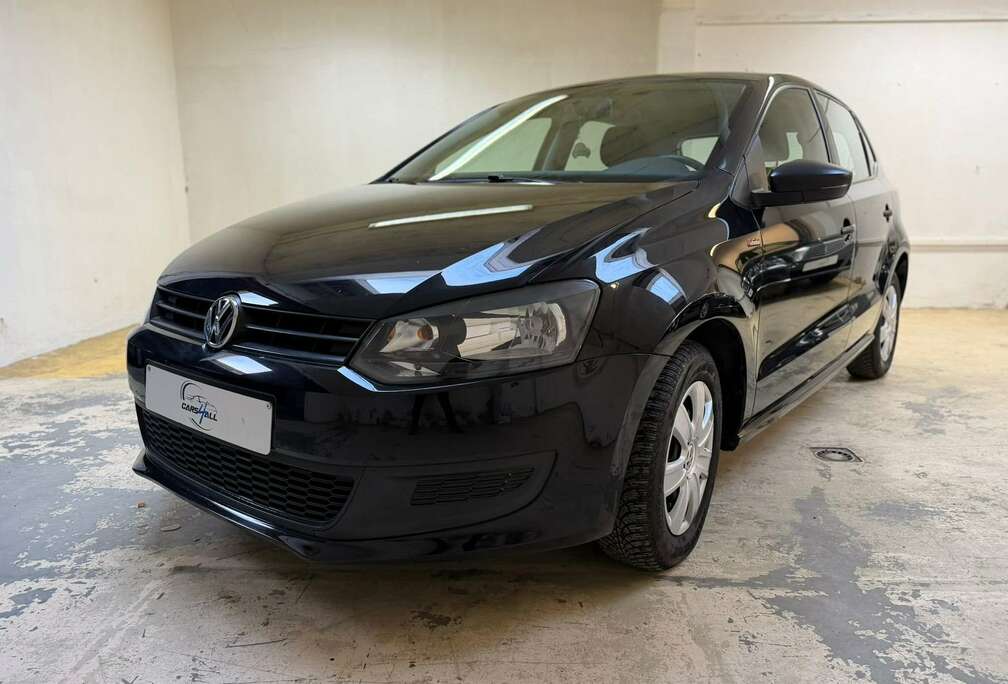 Volkswagen Polo 1.2 Trendline  A/C -   75 000 KM