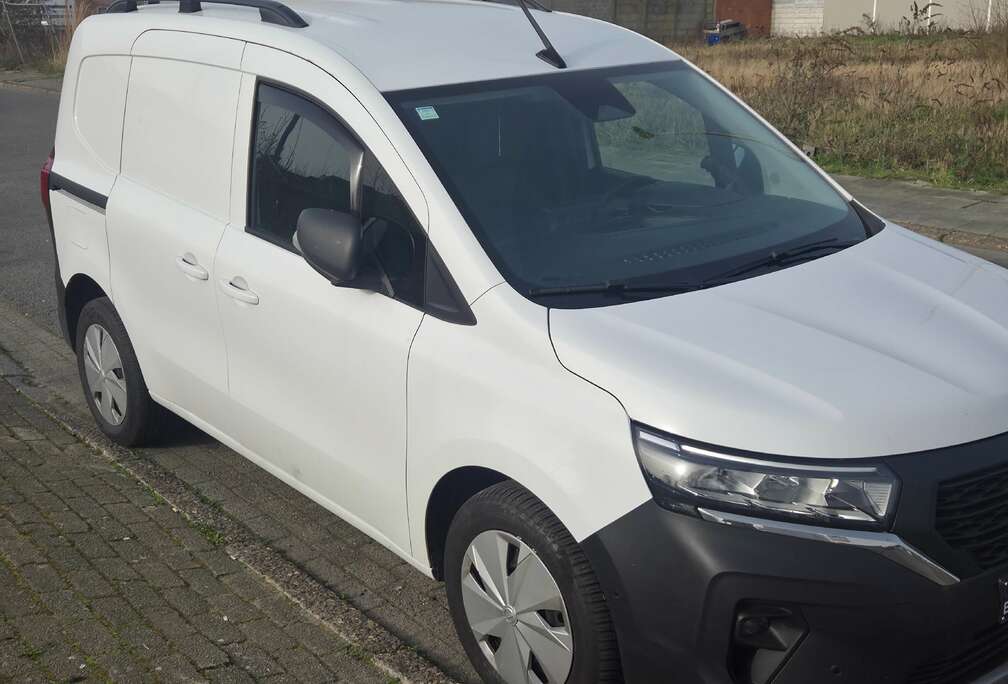 Nissan 1.3 DIG-T L1H1 N-Connecta S/S