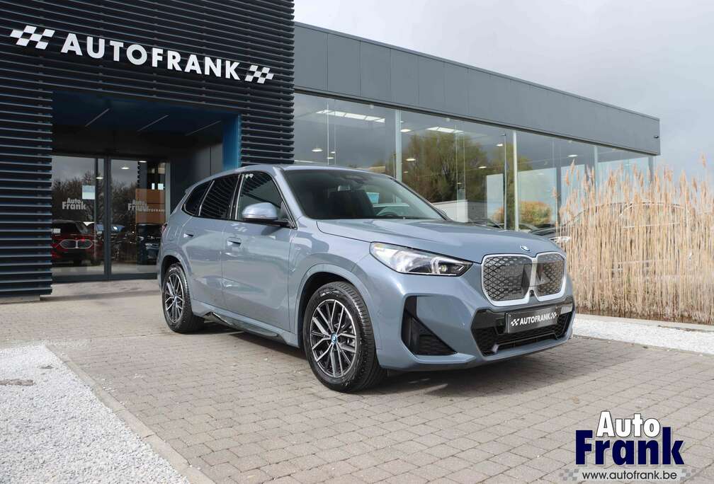 BMW 20 / M-SPORT / PANO / DRIV PRO / 360CAM / MEMORY