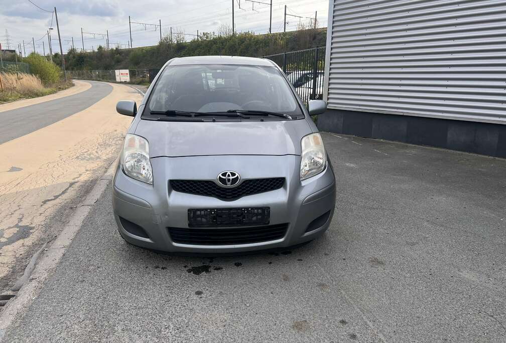 Toyota 1.0 - VVT-i  ONLY EXPORT AFRIQUE