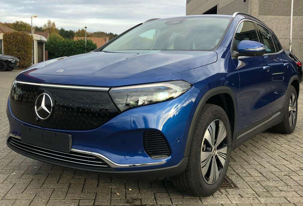 Mercedes-Benz 4 MATIC  Sfeerverlichting  Winter pack  Achteruitrijcmaera