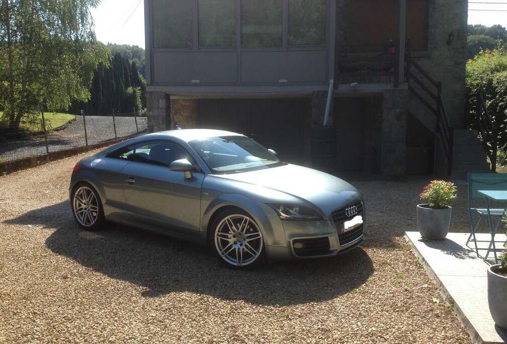 Audi TT Coupé 2.0 TFSI S line