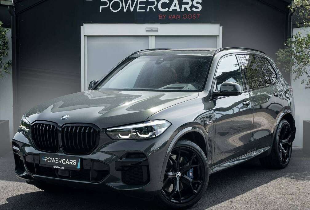 BMW xDrive45e  Dravit  M Sport  Pano  HUD  Shadow