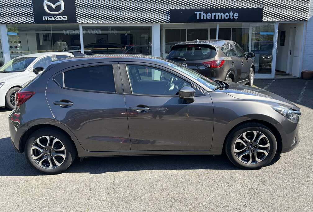 Mazda 2 1.5i Skyactiv-G Skydrive Ginza