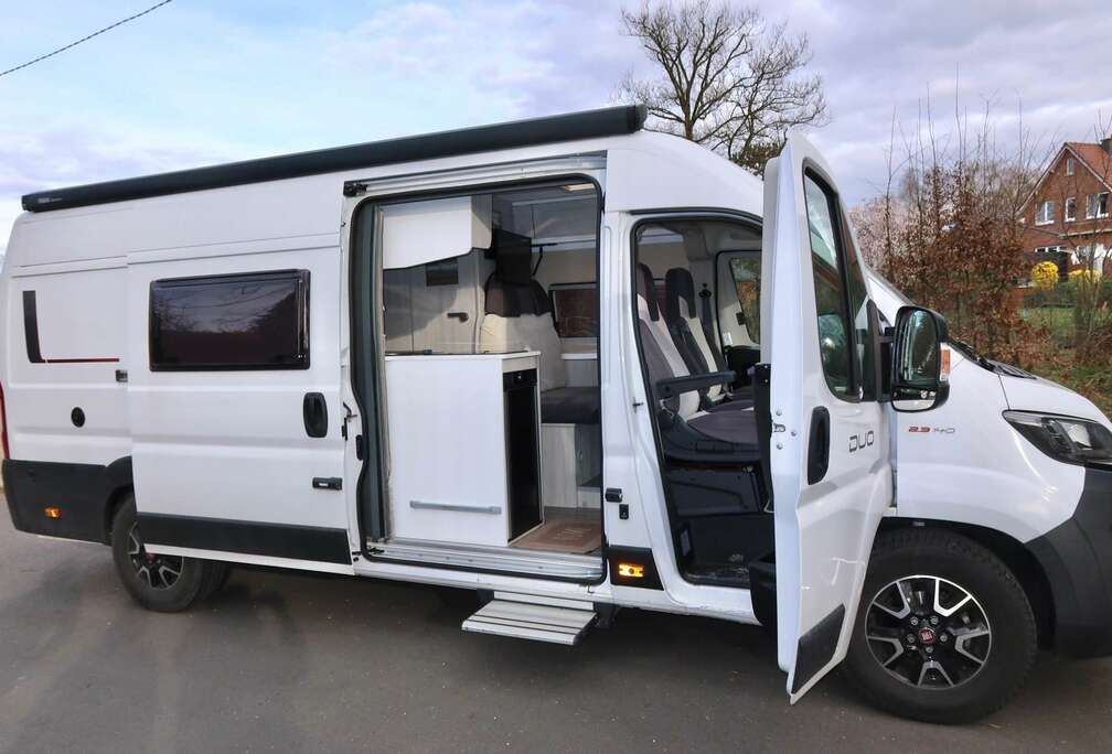 Caravans-Wohnm Roller Team Livingstone Duo