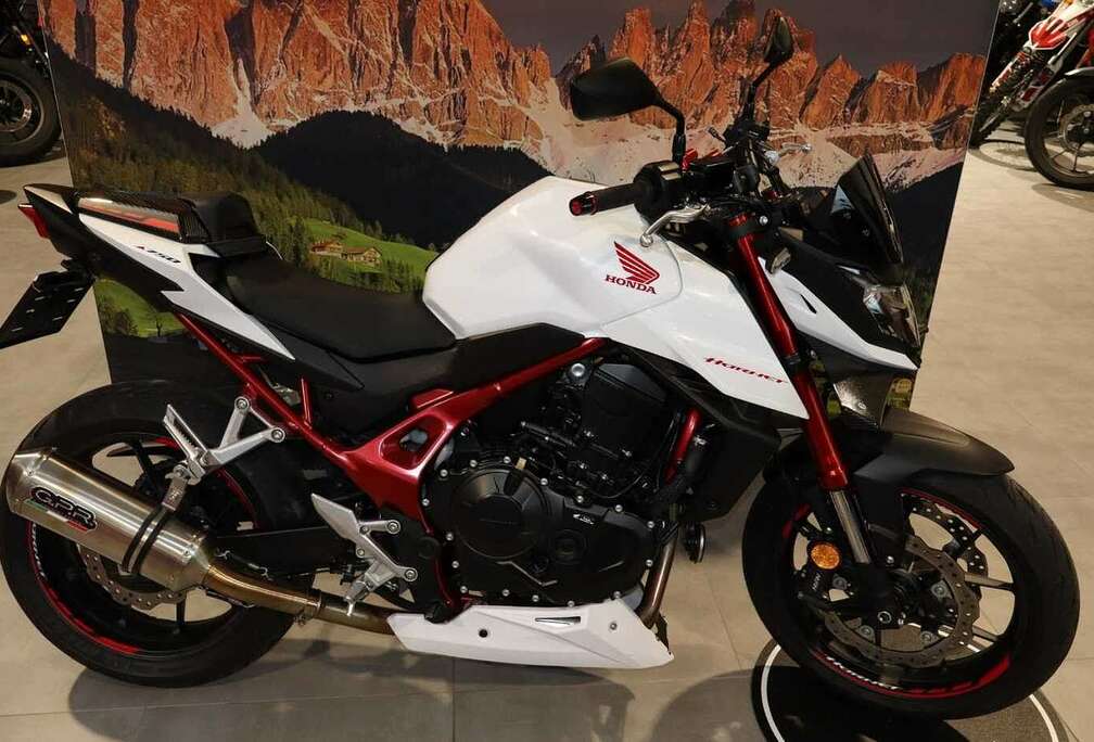 Honda CB750 HORNET