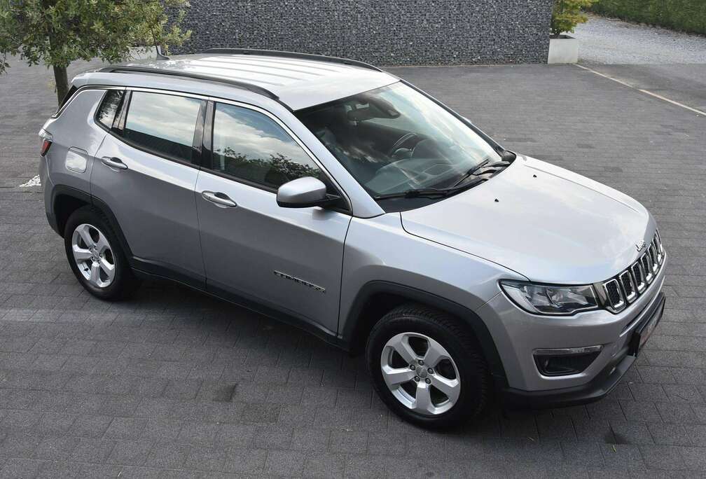 Jeep 1.4 Turbo 140 Longitude Navi/Cam/Dab+/4Season/Carplay