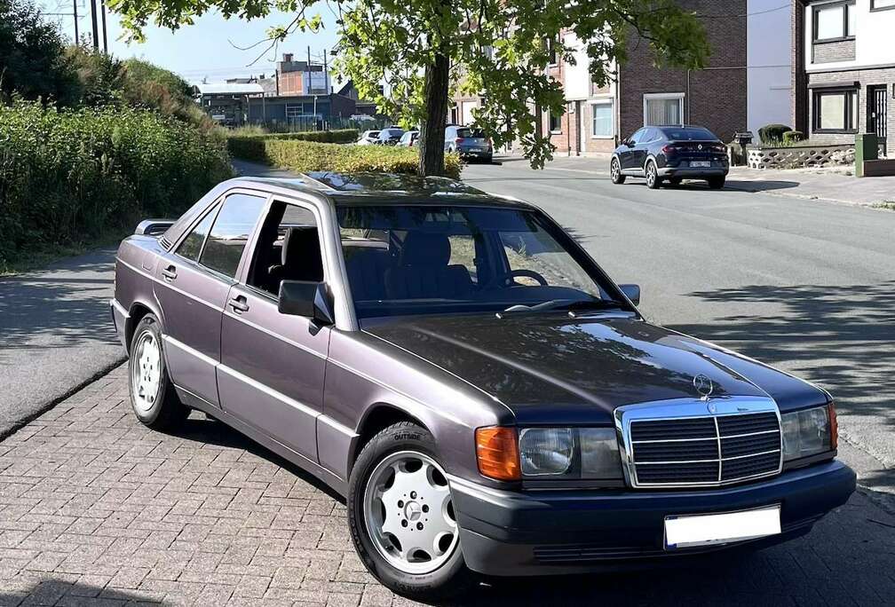Mercedes-Benz W201 2.0