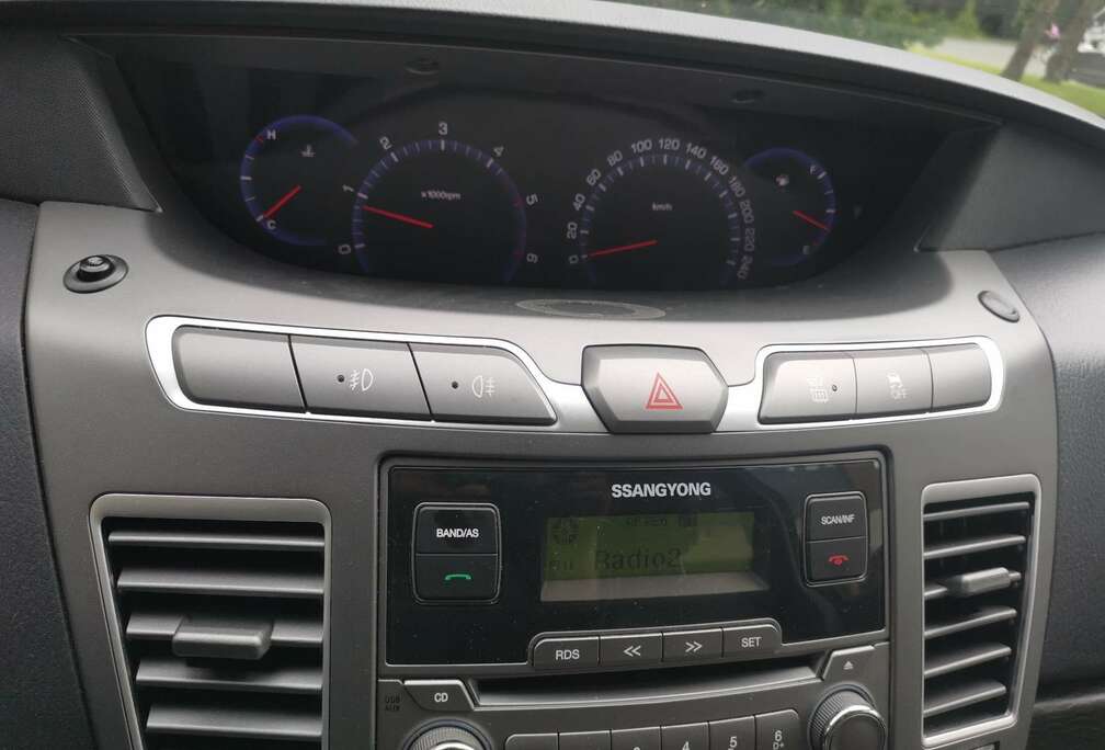 SsangYong 2.2 e-XDi220 Automatik Quarz