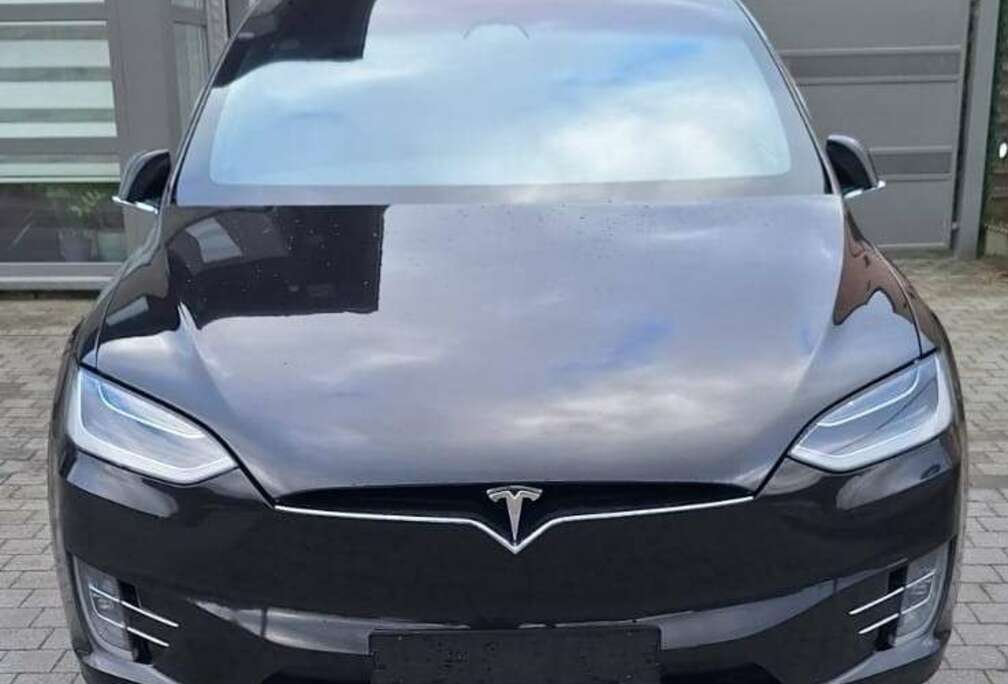 Tesla 75D Autopilot / 525pk