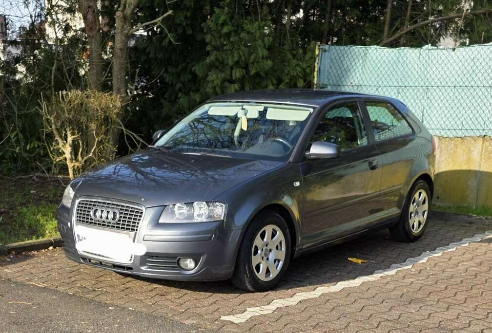 Audi 2.0 TDi 16v Ambition
