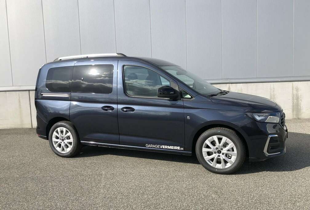 Ford PHEV Titanium AUT