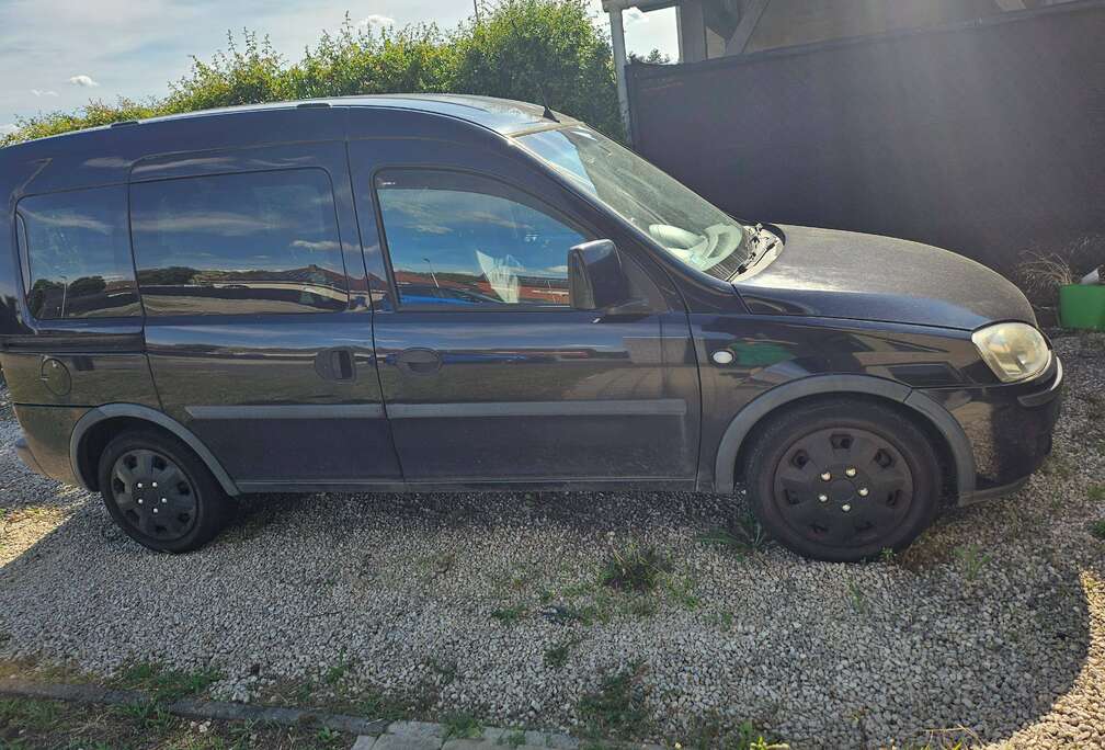 Opel 1.3 CDTi Essentia